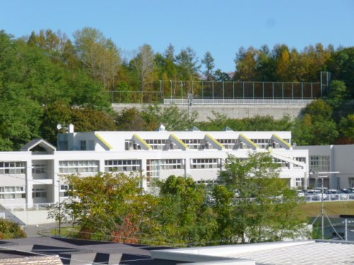 北陵中学校
