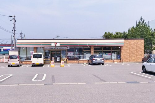 セブンイレブン 富山向新庄5丁目店