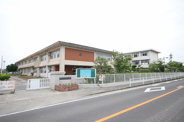嘉瀬小学校