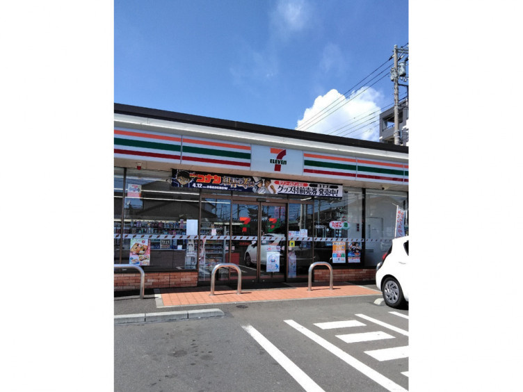 セブンイレブン茅ヶ崎小桜町