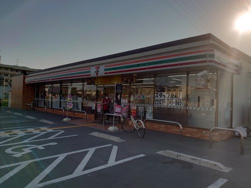 セブンイレブン　姫路白浜町北店