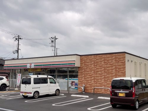 セブンイレブン　姫路飾磨英賀西店