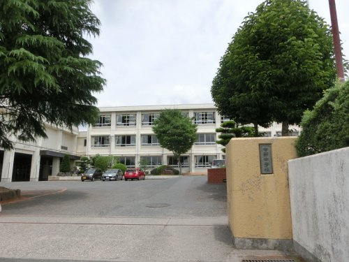 可児市立中部中学校