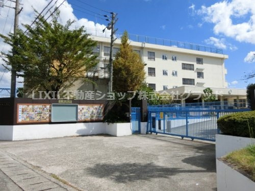 大東市立灰塚小学校