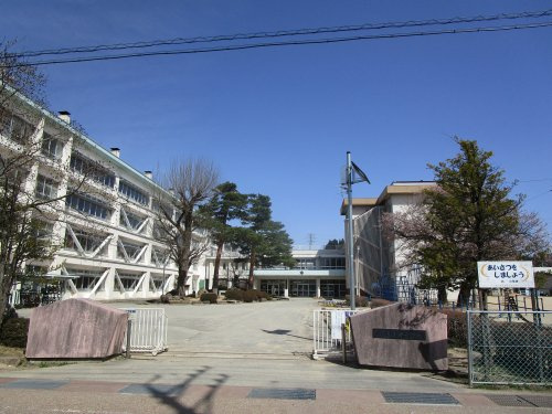 北小学校