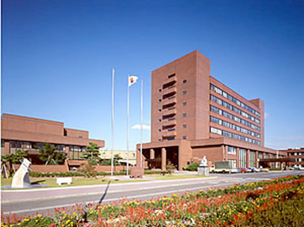 高岡市役所