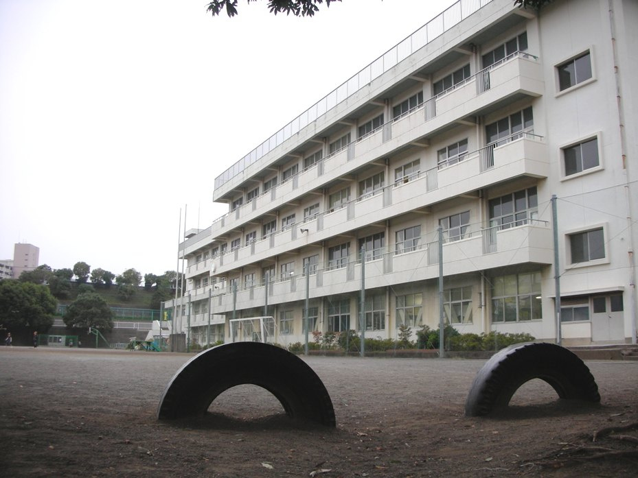座間市立立野台小学校