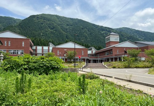 白山市立朝日小学校