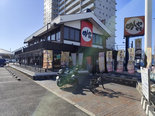 めしや食堂高槻店