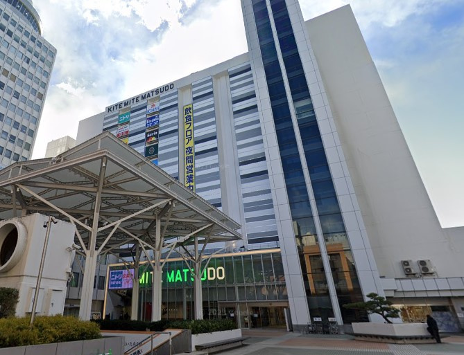 キテミテマツド