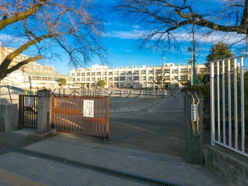 潤徳小学校