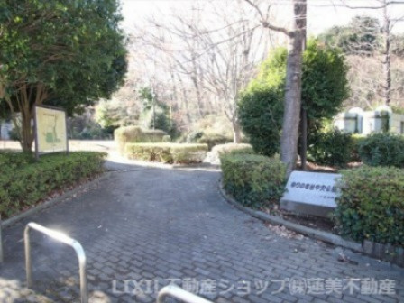 ゆりのき台中央公園