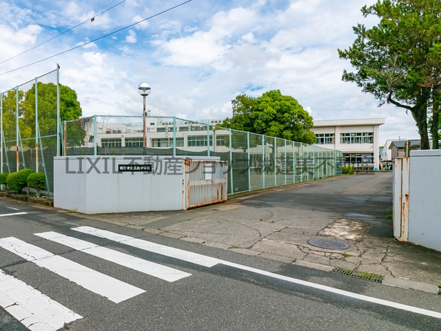 日野市立三沢中学校