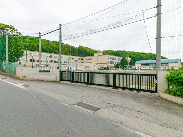 八王子市立加住小学校