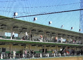 初石サンシャインゴルフ