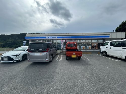 ローソン 八重瀬玻名城店