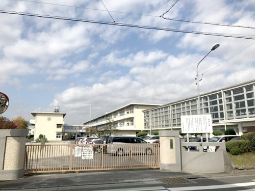 精華小学校