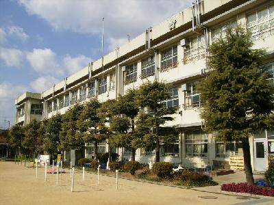 豊中市立豊南小学校