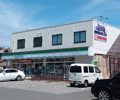 ファミリーマート ルーキー丸山四丁目店