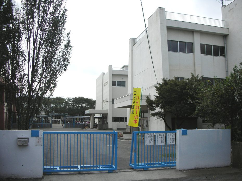 座間市立ひばりが丘小学校