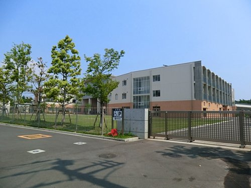 六会中学校