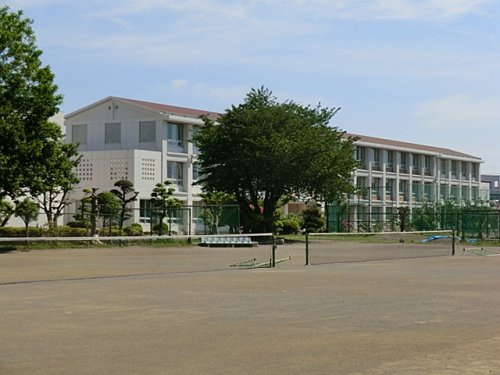 綾瀬中学校