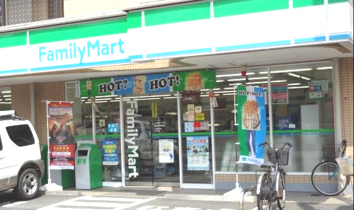 ファミリーマート 幸区役所前店