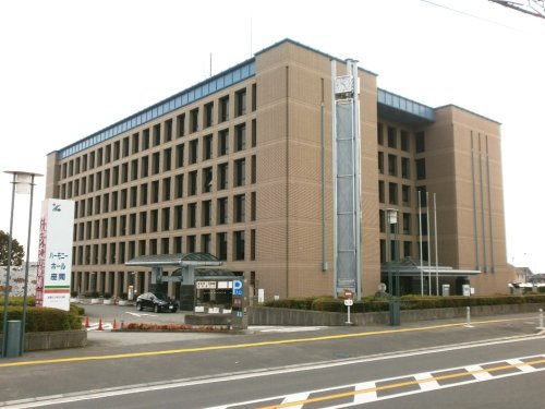 座間市役所