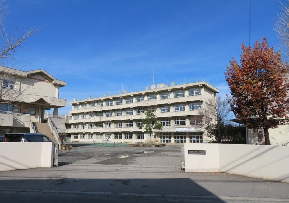 海老名市立柏ケ谷中学校