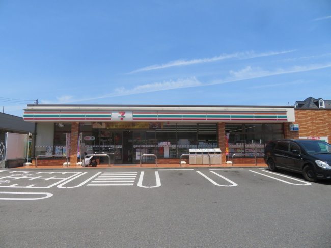 セブンイレブンくぬぎ台小前店