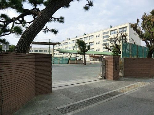 横浜市立希望ヶ丘小学校
