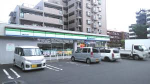 ファミリーマート 座間小松原店