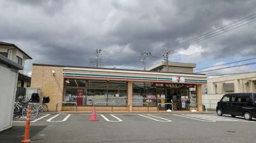 セブンイレブン 相模原相武台小前店