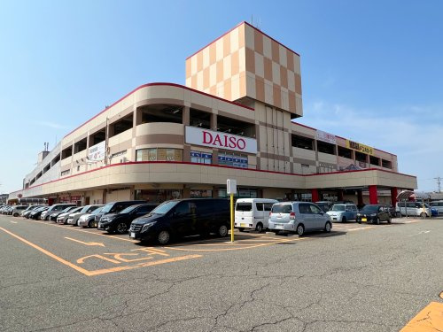 MEGAドン・キホーテ ラパーク金沢店