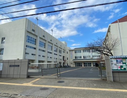 東京都立足立高校