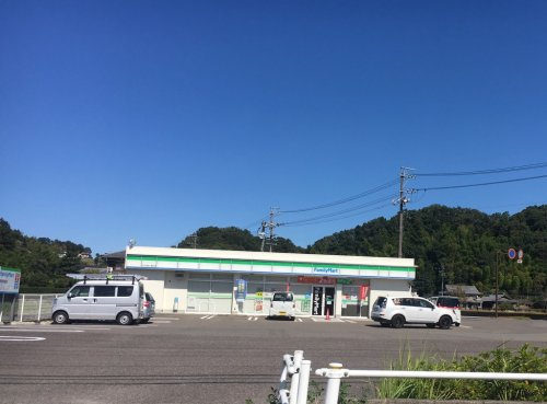 ファミリーマート 可児羽崎八幡前店