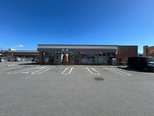 セブンイレブン 糸満兼城サンプラザ糸満店
