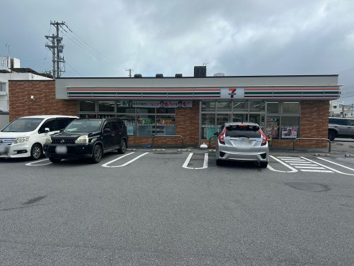 セブンイレブン 沖縄泡瀬2丁目店