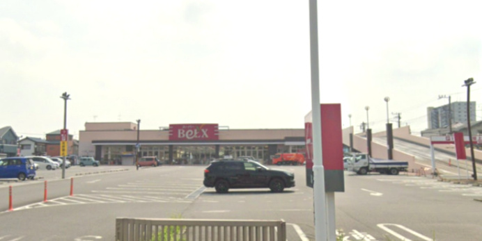 BeLX(ベルクス) 松飛台店