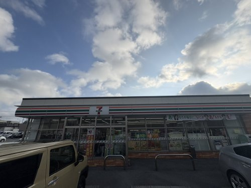 セブンイレブン うるま喜屋武店