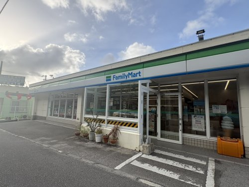 沖縄ファミリーマート 豊見城インター前店