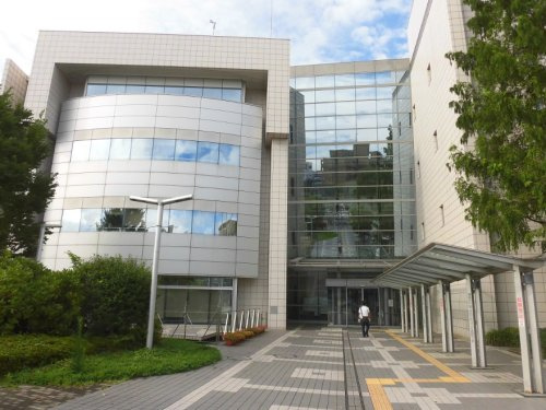 横浜市泉区役所