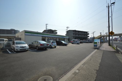 ファミリーマート 大野台二丁目店
