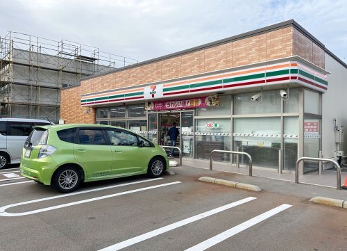 セブンイレブン　射水新湊郵便局前店