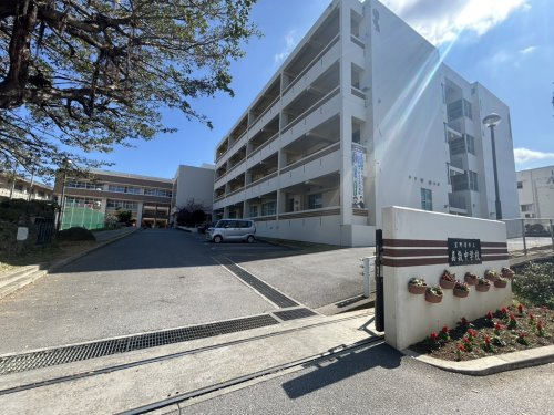 宜野湾市立嘉数中学校