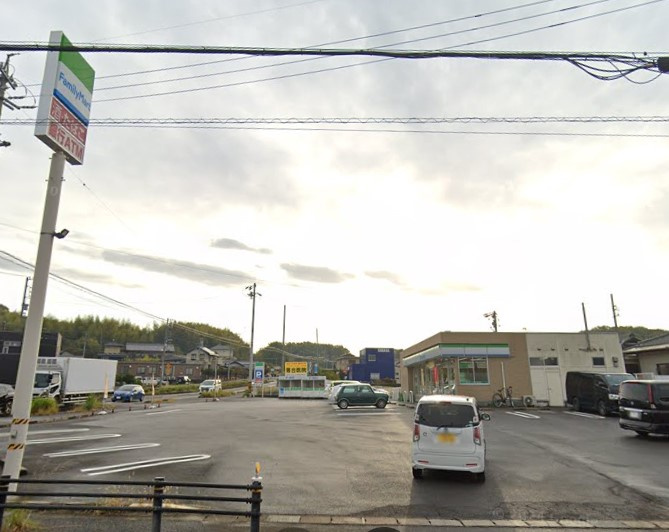 ファミリーマート 小牧大草東上店